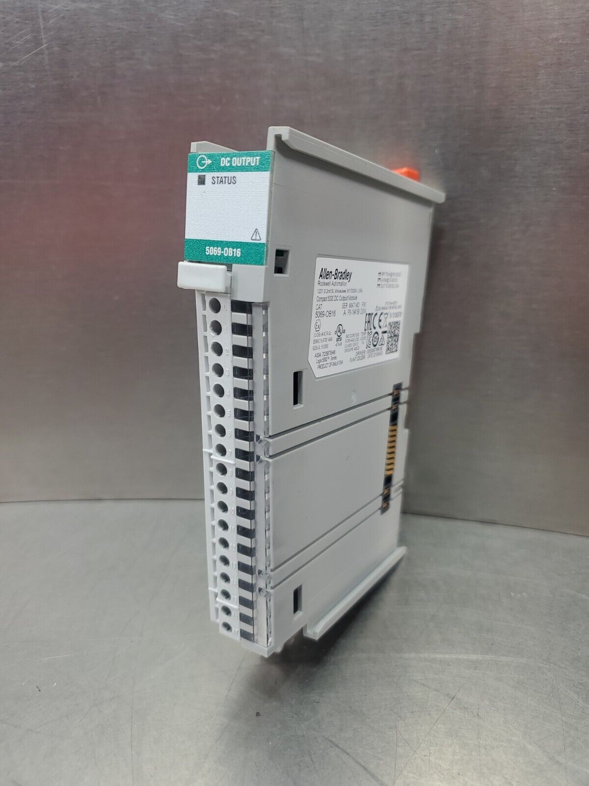 Allen-Bradley 5069-OB16/A FW 2.014 Compact 5000 DC Output Module.           3B-9