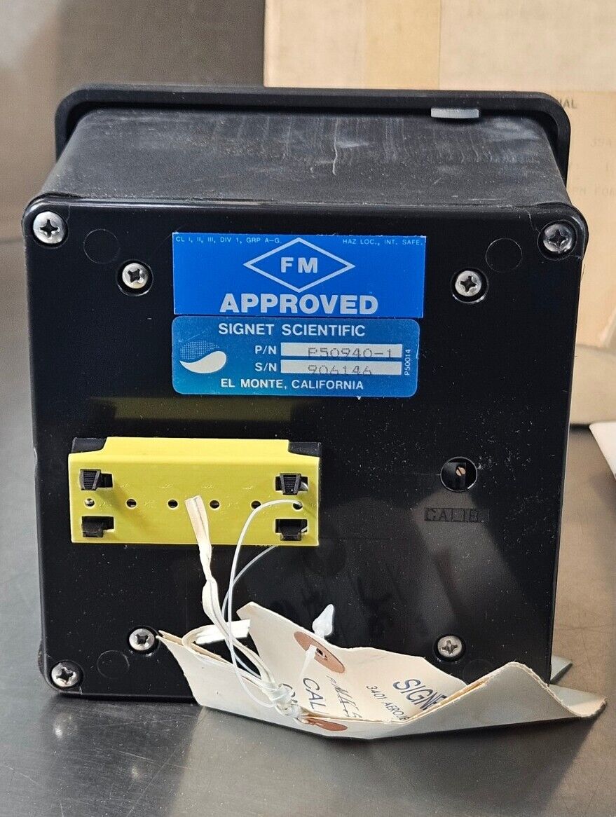 SIGNET INDUSTRIAL P50940-1 SELF POWERED ANALOG FLOMETER.                   Loc6F