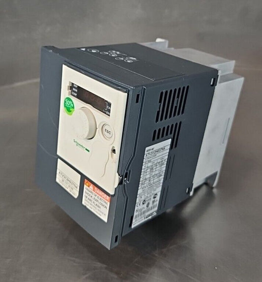 Schneider Electric Altivar ATV312H037N4 Variable Speed Drive.           Loc1B-18
