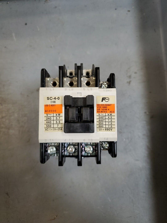 Fuji SC-4-0 (SC1BAA) Contactor.                                           4E-17