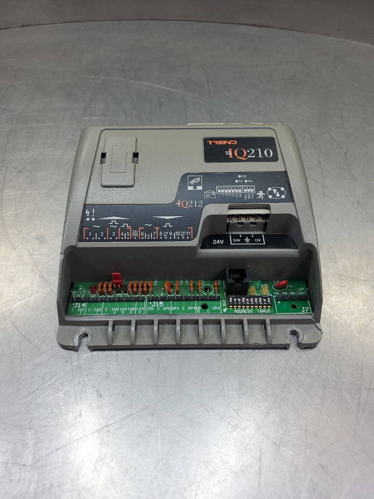 TREND IQ210 (IQ212-4000K5) 24VAC PLC CONTROLLER MODULE.                    3E-15