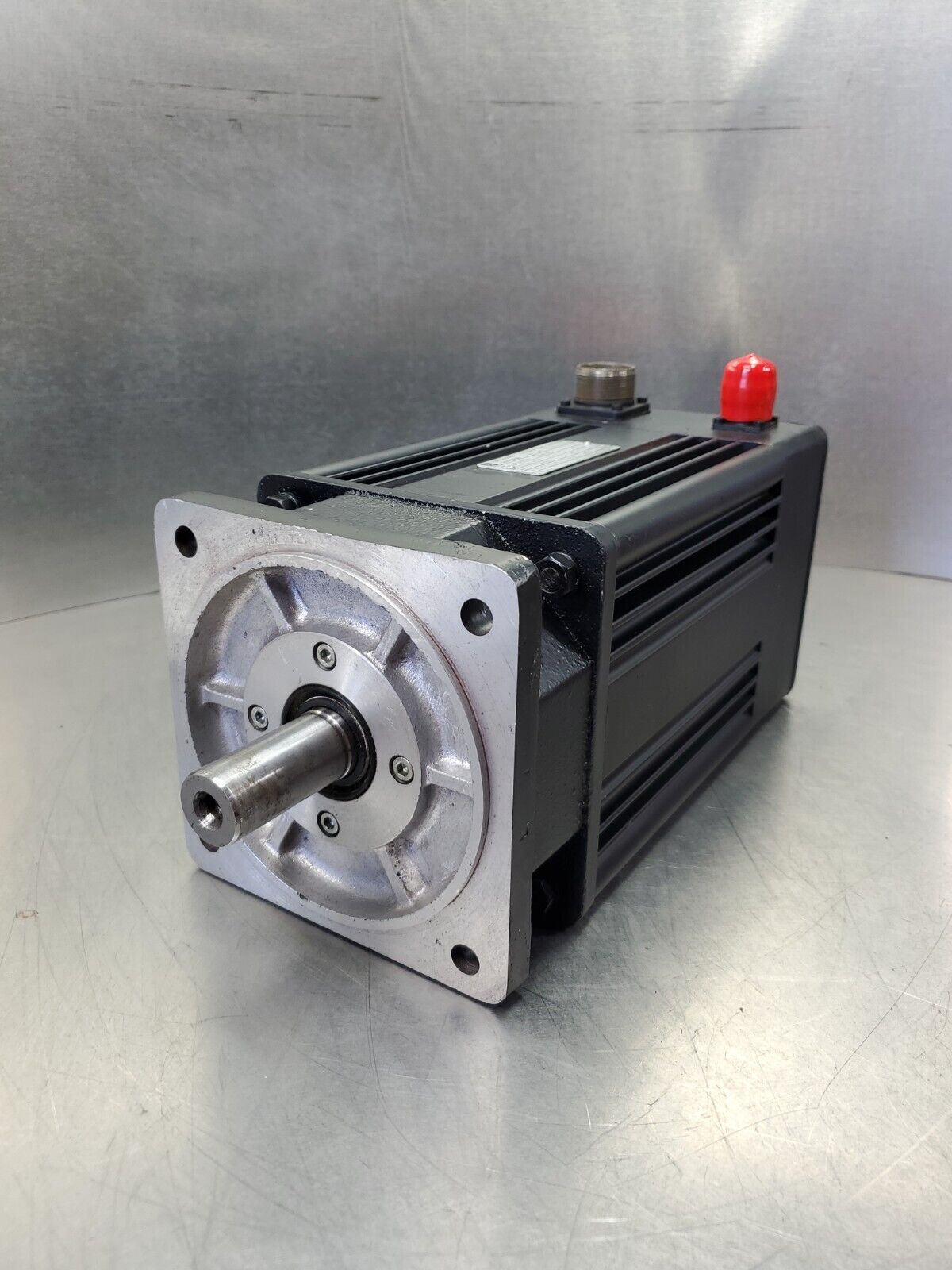 Eurotherm ACR 0880-4/3-6-GW AC Servomotor, 4000rpm.                         1-E5