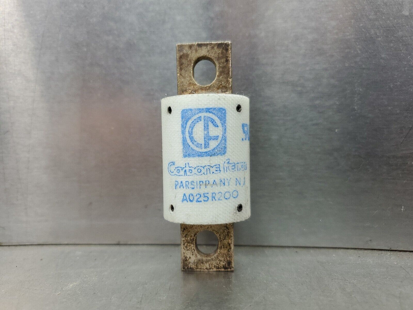 Carbone Ferraz A025R200 250V AC 200A Fuse.                                    4D