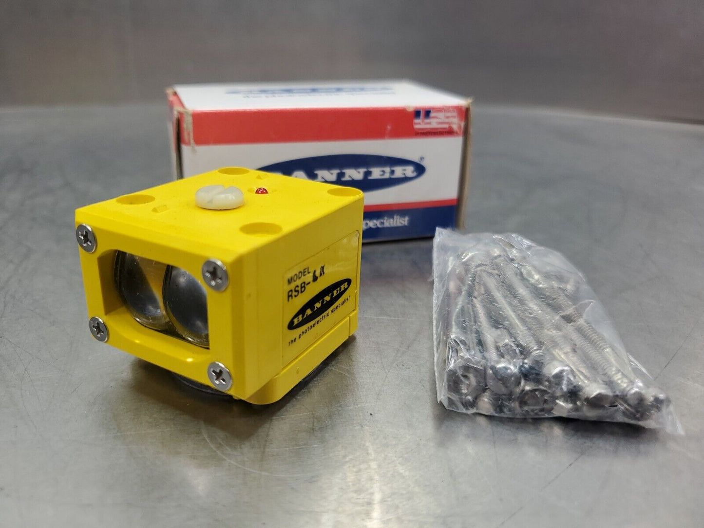 BANNER ENGINEERING RSB-LX Proximity Sensor.                                3D-30
