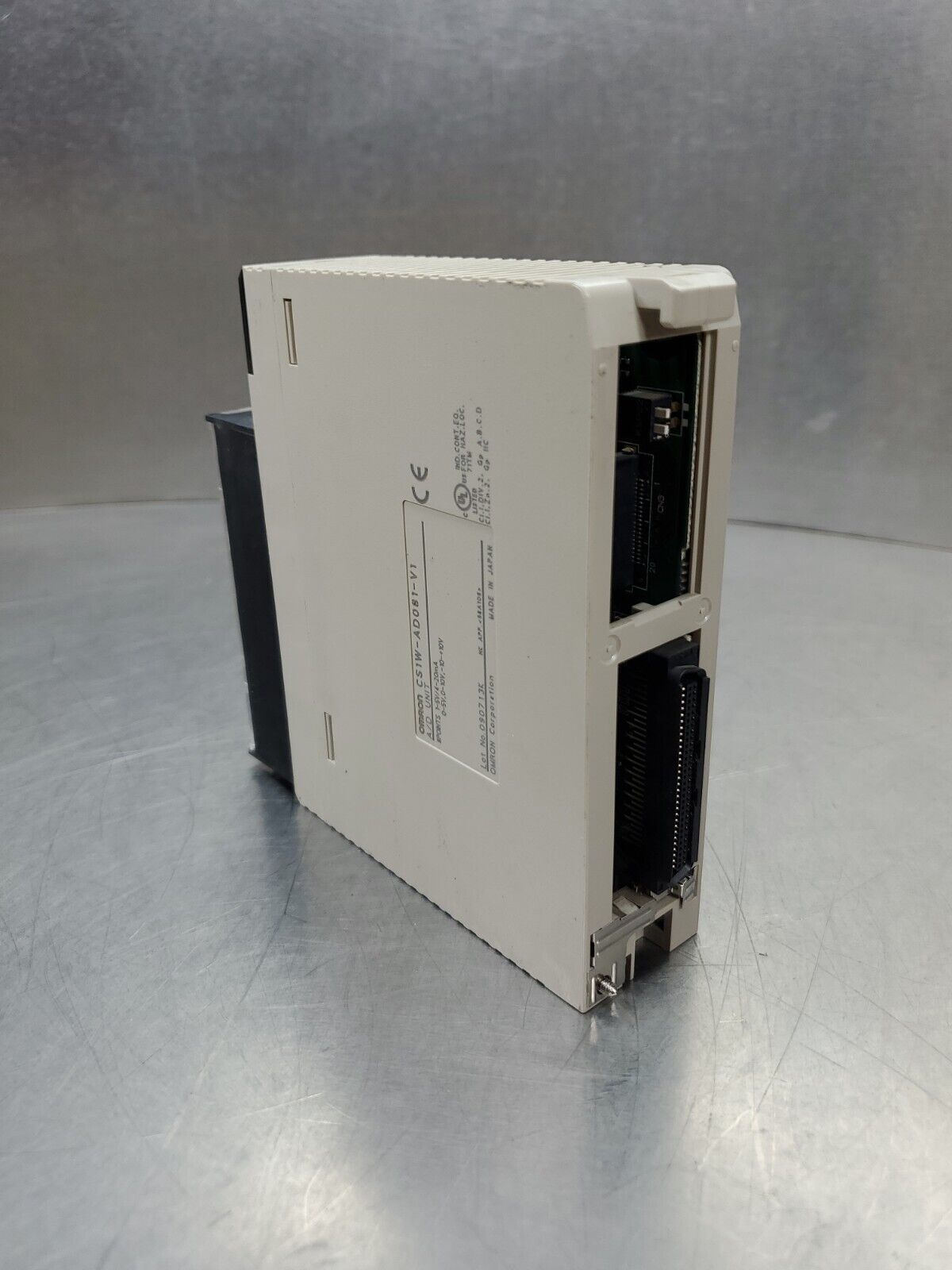 OMRON CS1W-AD081-V1 A/D UNIT.                                              3C-19