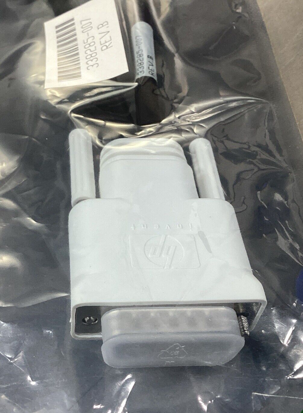 HP  338285-007 Rev.B Y-Splitter Cable Bizlink        3E-35