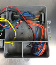 Load image into Gallery viewer, Cooper LCR3102 Power Systems Controller L343031223PB00     Loc.3A
