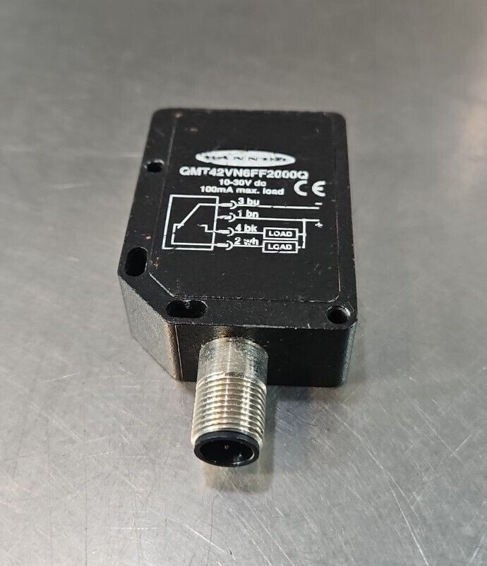 BANNER QMT42VN6FF2000Q FIXED FIELD SENSOR 10-30VDC RANGE 2000MM.        Loc5E-19