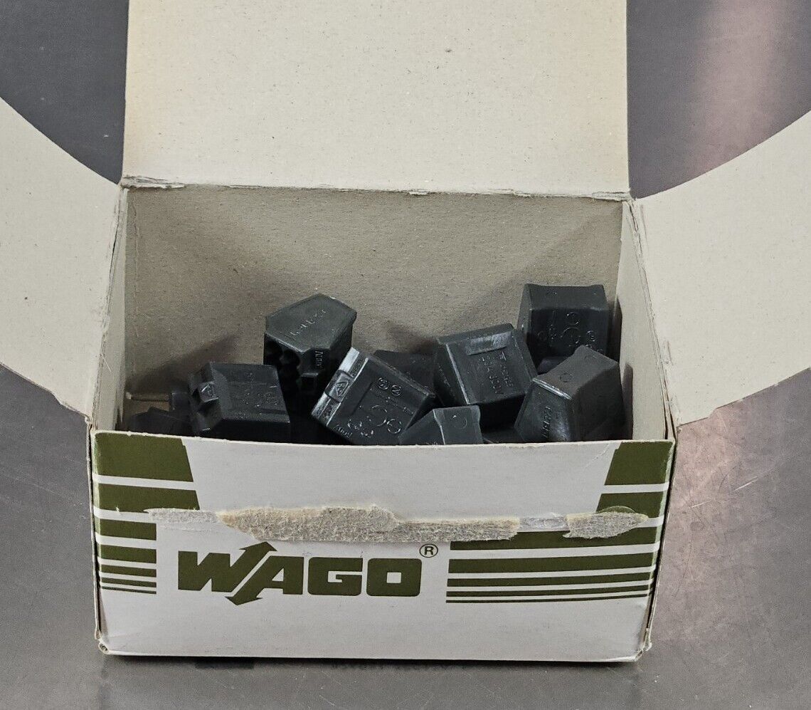 Wago 273-103 Conductor Ground Terminal Block - Lot of 29.               Loc3E-26