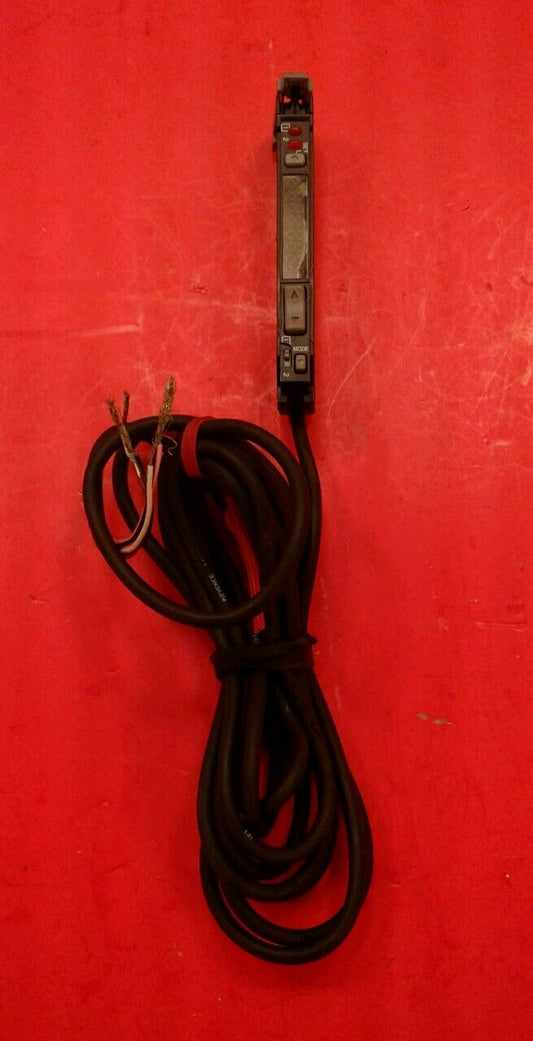 KEYENCE LV-11SAP AMPLIFIER-LASER SENSOR.     5B