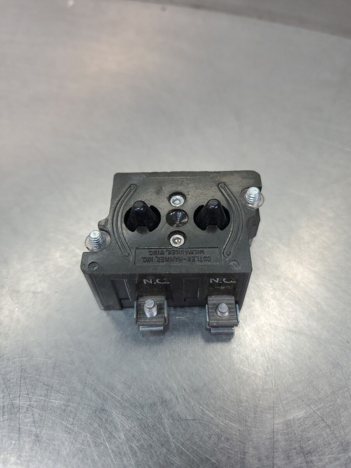Cutler Hammer 10250T57 Contact Block Heavy Duty AC/DC - N.C/N.C. 600 V Max.   4E