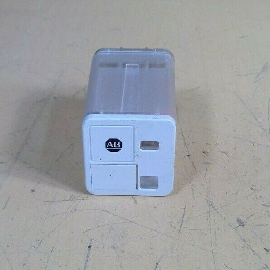 Allen-Bradley 700-HB33A24 Series C Relay 24 VAC                            4D