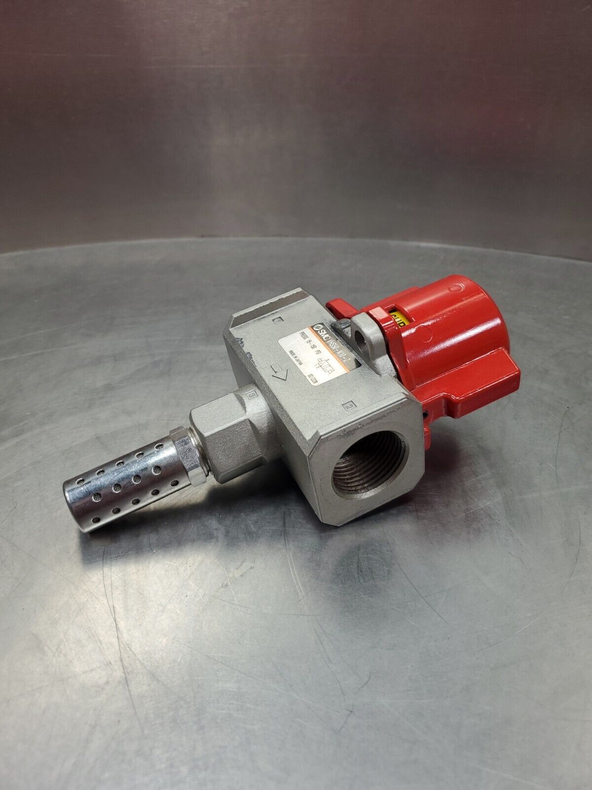 SMC VHS50-N10-Z Press. 15-150 PSI PNUEMATIC LOCKOUT VALVE.                    6D