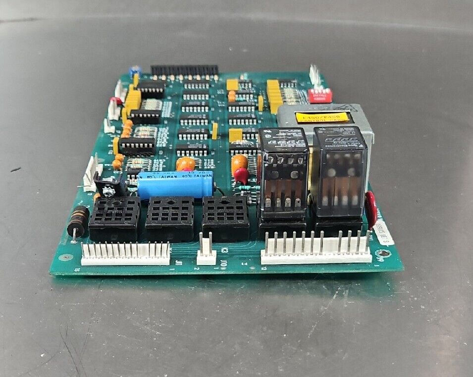 BOARD FUSION SYSTEMS CORPORATION 038041 Control Board                  Loc 3E-27