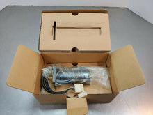 Load image into Gallery viewer, GE Fanuc IC800SLM010N1NE25B Motor.       STC1
