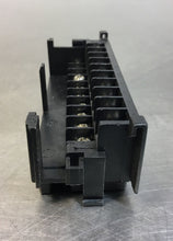 Load image into Gallery viewer, GE-FANUC 44D750121 TERMINAL BLOCK    3D-24
