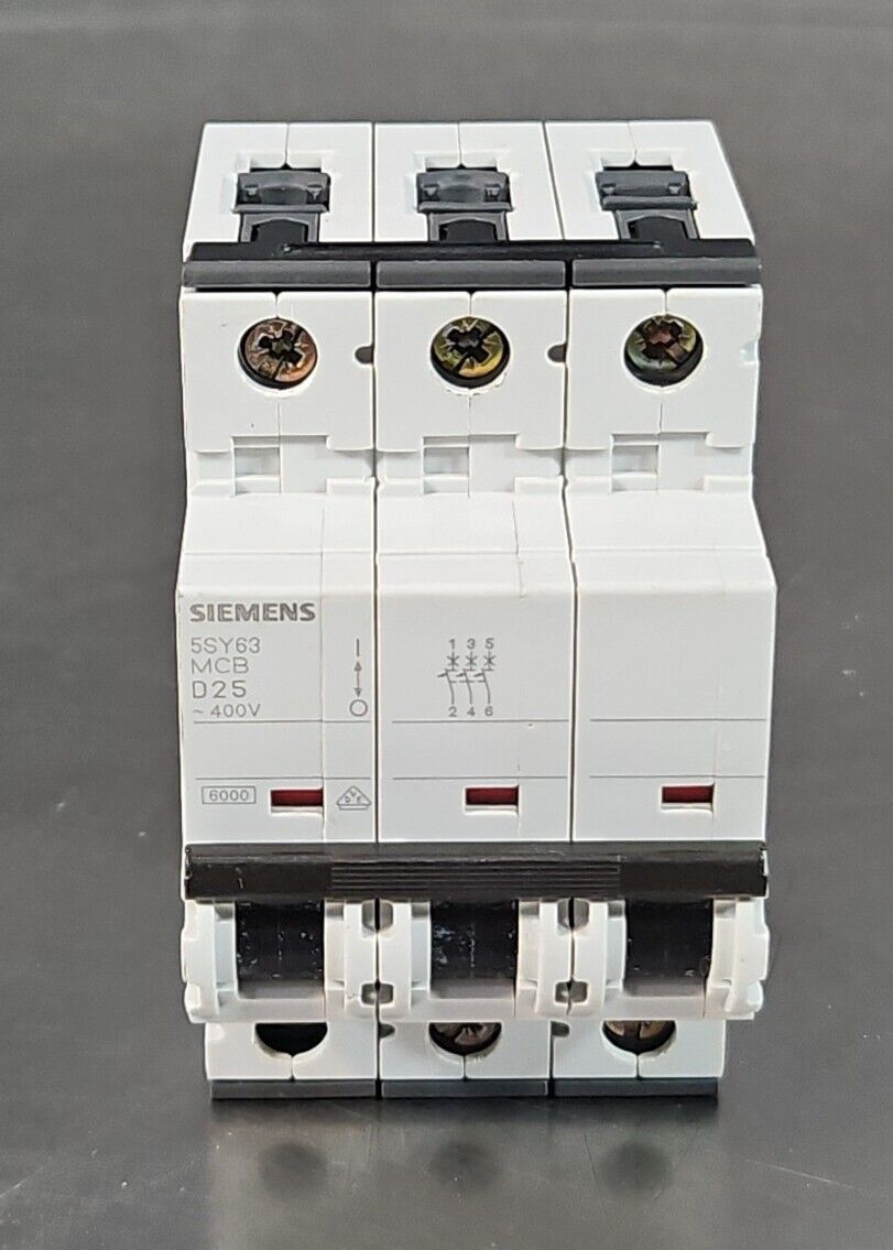 Siemens 5SY63 MCB D25 Circuit Breaker.                            4C-19