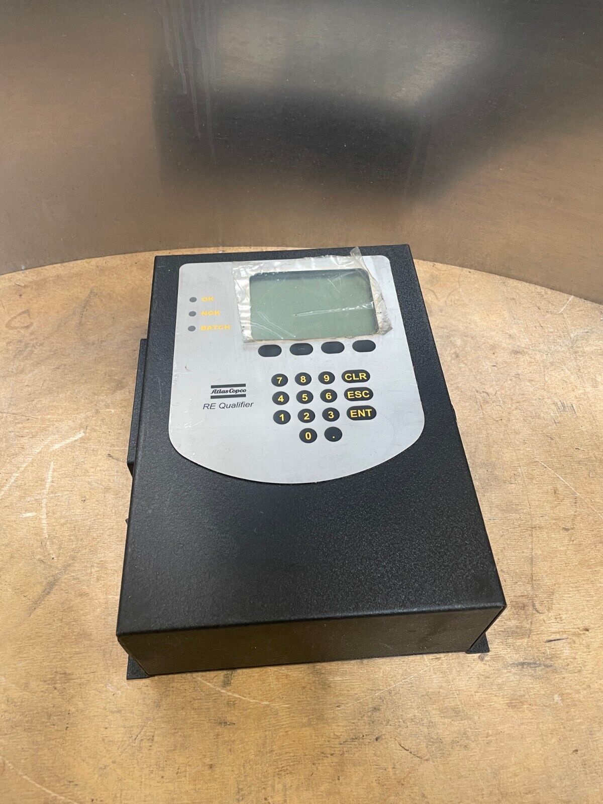 Atlas Copco 9810-7050-80 LCD Display Re Qualifier Tool Monitor Batch Counter