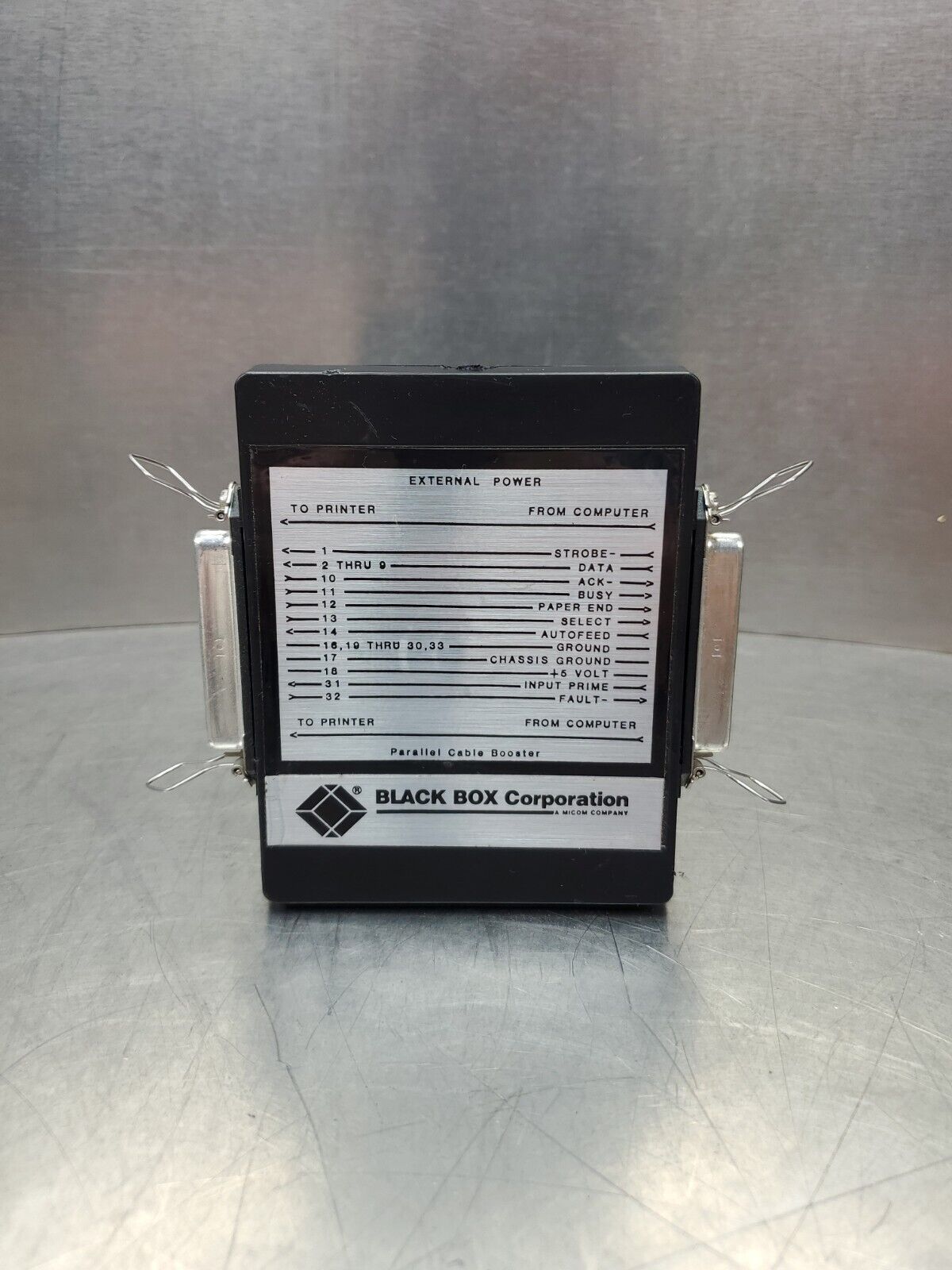BLACK BOX ME002 Parallel Cable Booster Module.                              3D-2