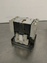 Load image into Gallery viewer, Siemens 3TF47 22-0AG2 Contactor 4D
