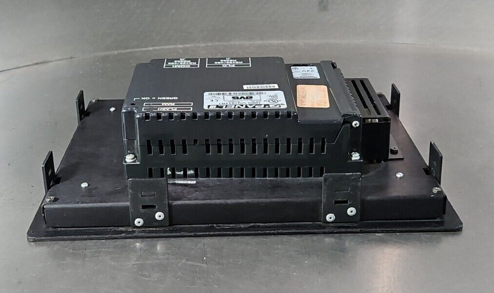 Uticor AVG Q2 100G-UQ10T2R1. Panel Operator Interface.      Loc 2D