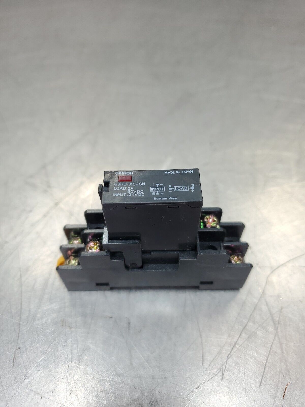 Omron G3RD-X02SN 2A 50VDC Relay w/ Base.                                   4D-20