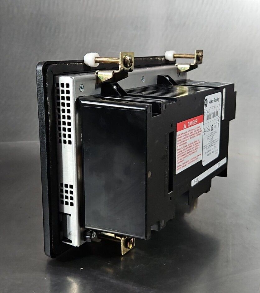 Allen Bradley 2711-B6C8 /C. Panelview 600.      Loc 2C