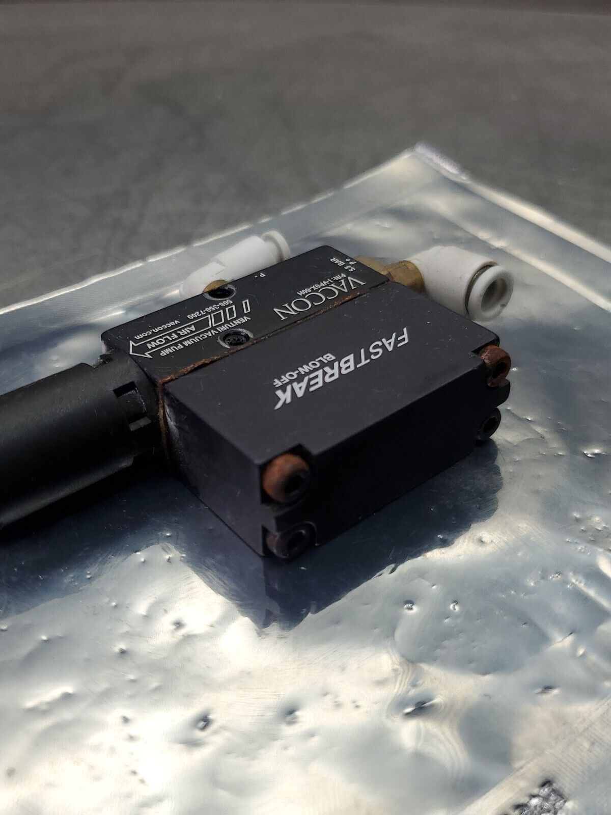 Vaccon I-VP0X-60H FASTBREAK BLOW-OFF Venturi Vacuum Pump.                  6E-11