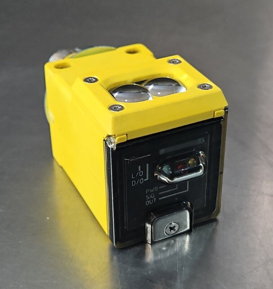 Banner Q45BW22RQ Photoelectric Sensor.                                    6D-14