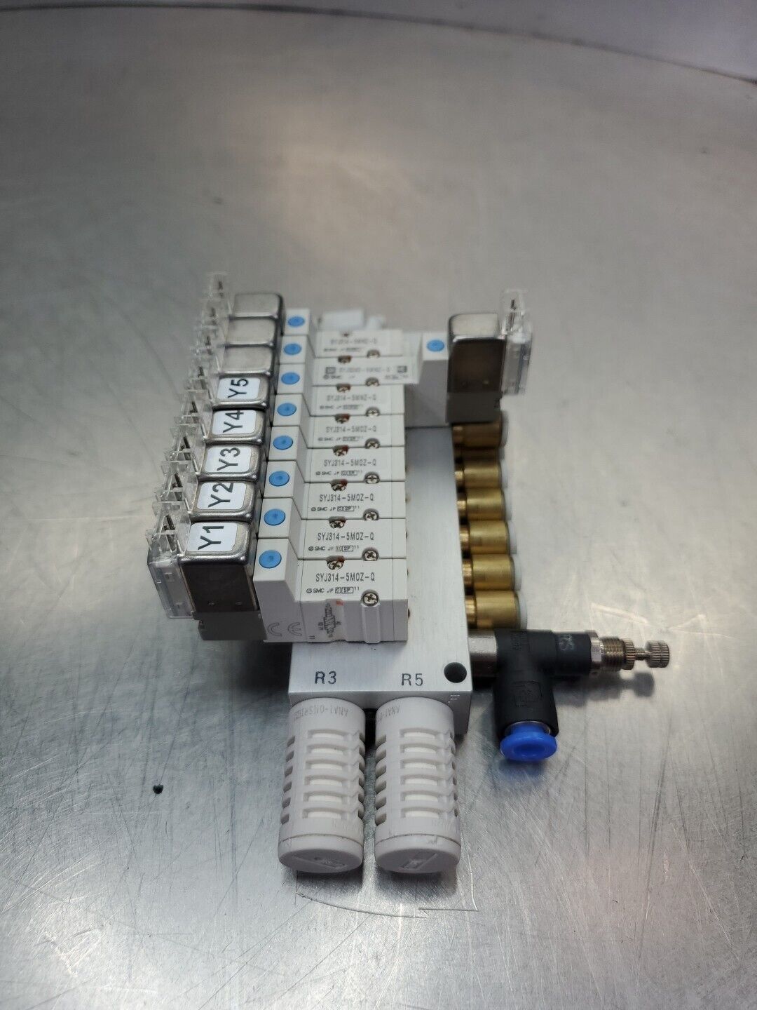 SMC (5)SYJ314-5MOZ-Q, (2)SYJ314-5MNZ-Q, (1)SYJ3240-5MNZ-Q Solenoid Valves.  6D-2