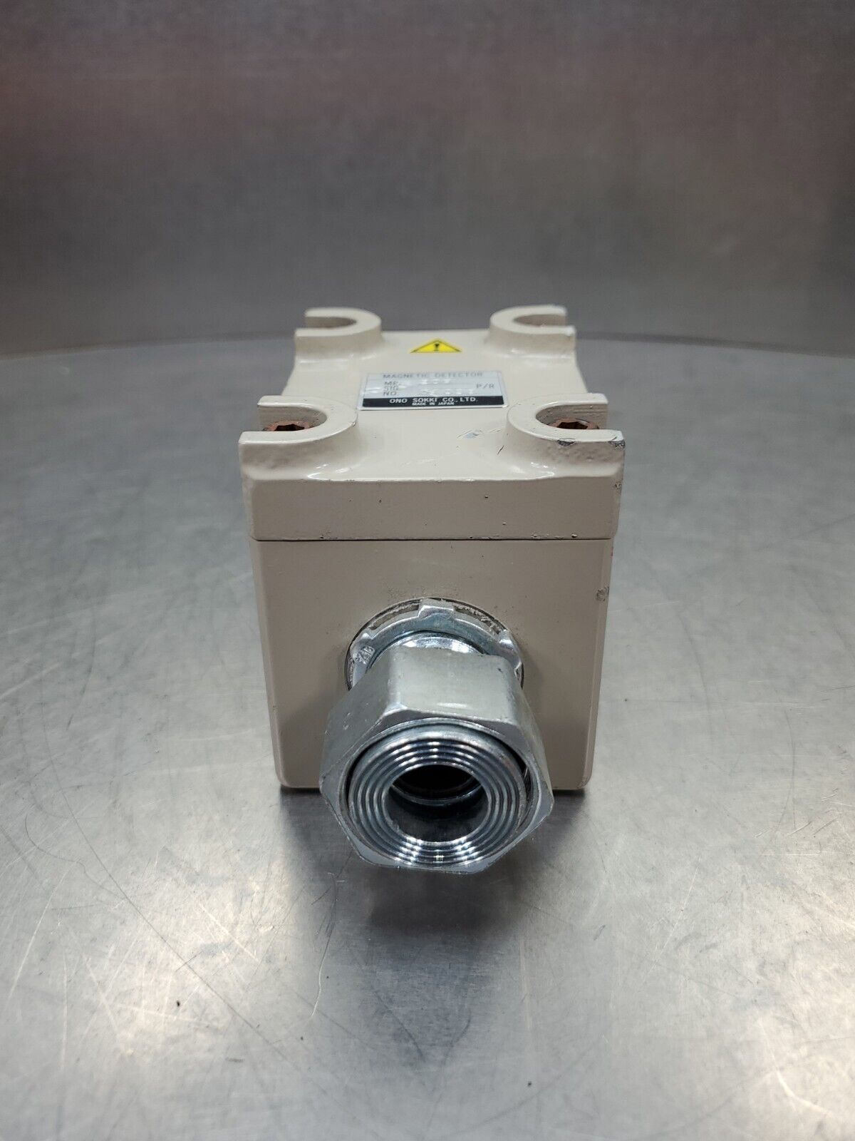 ONO SOKKI MP-209 Magnetic Detector Module.                                 6E-17