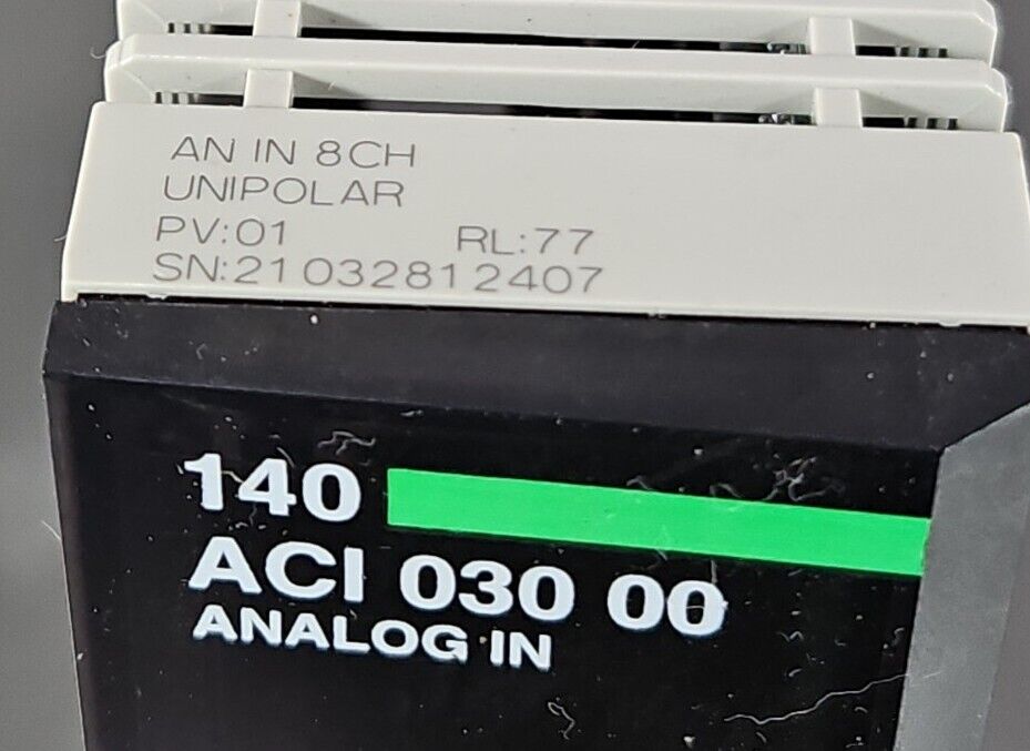 Schneider 140ACI03000 ANALOG IN Without Terminal.                       Loc3B-27
