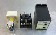 Load image into Gallery viewer, ORIENTAL MOTOR SS31-SSSD CONTROL PACK      5B
