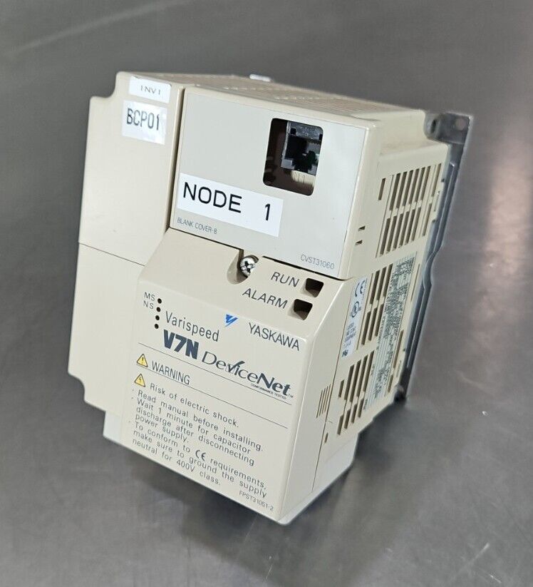 YASKAWA CIMR-V7NU40P4 PRG:0011 380-460VAC 2.4A NSMP.                       1B-17