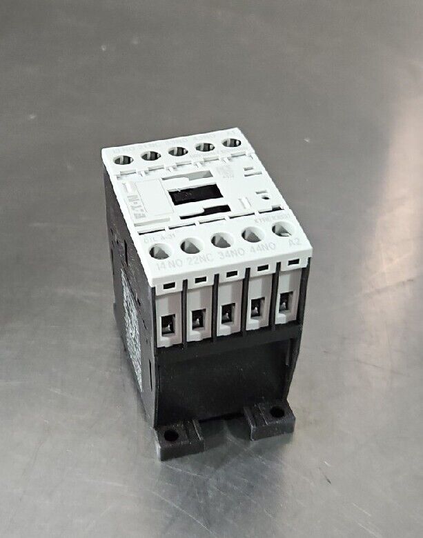 Eaton DILA31 XTRE10B31A Contactor.                                      Loc 4C-4