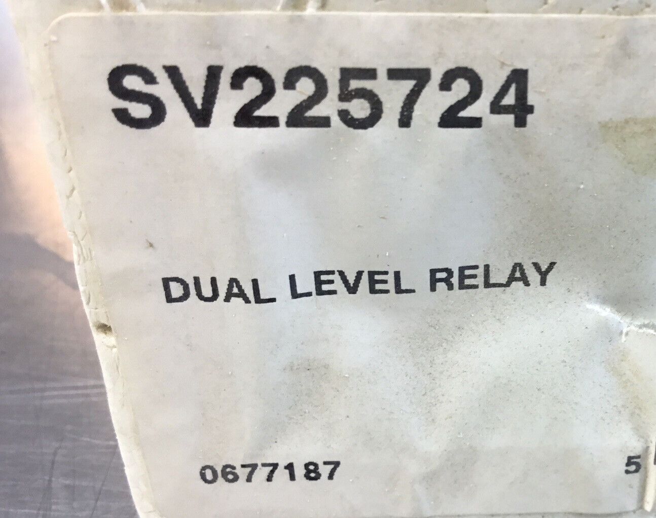 Carlo Gavazzi  SV225724  Dual Level Relay 24VDC 3.5-25K Ohms    4B-1
