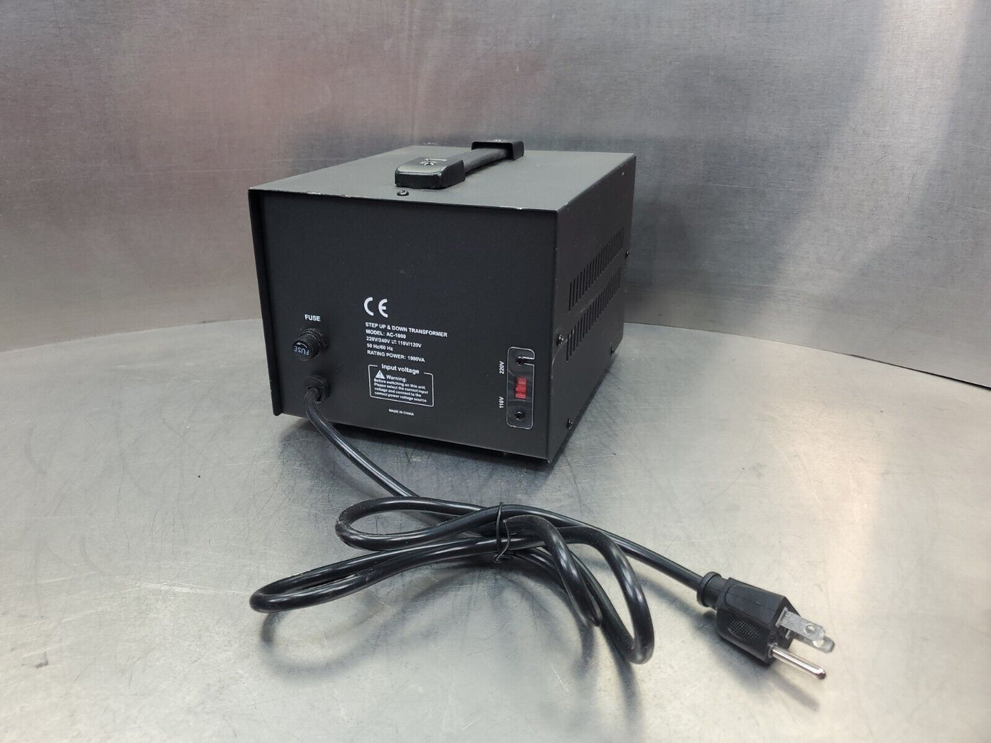SIMRAN AC-1000 220V/240V《》110V/120V 50Hz/60Hz Step Up & Down Transformer.     4E