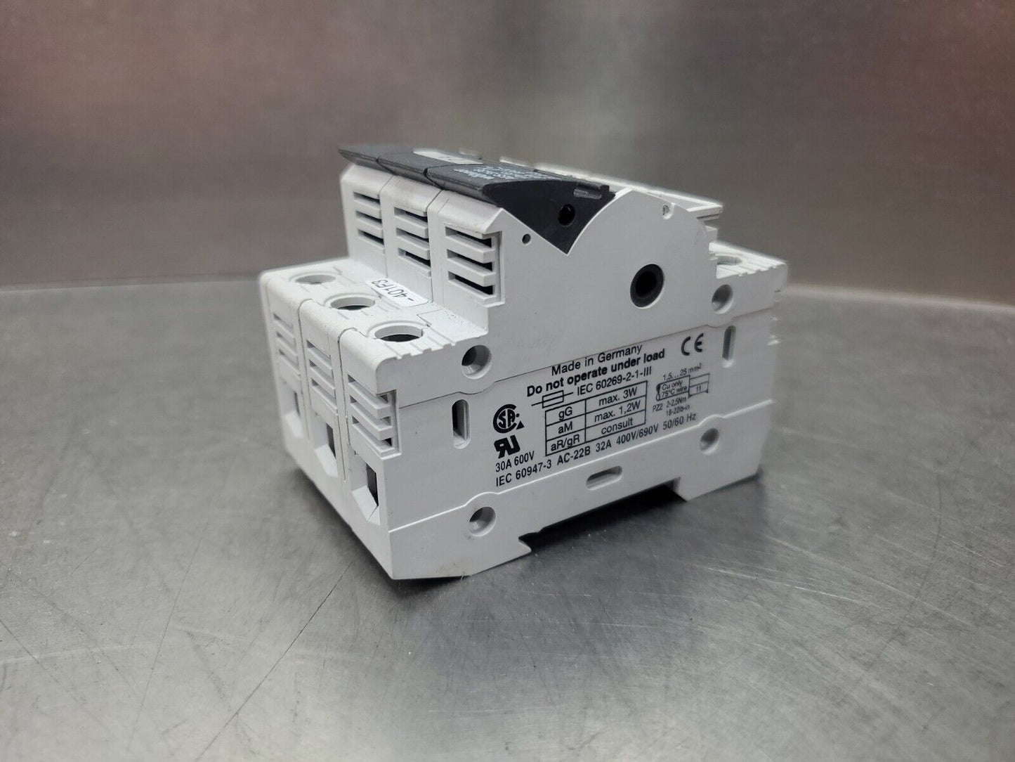 Wöhner AES 3x38 Fuse Holder w/3, 2A 690V Fuses.                             4C-1