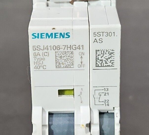 Siemens 5ST3010-0HG Auxiliary Circuit Switch.                             4E-17