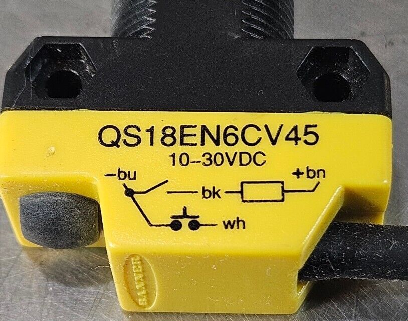 Banner QS18EN6CV45 World-Beam QS18 Expert Series: Convergent.           Loc5E-19
