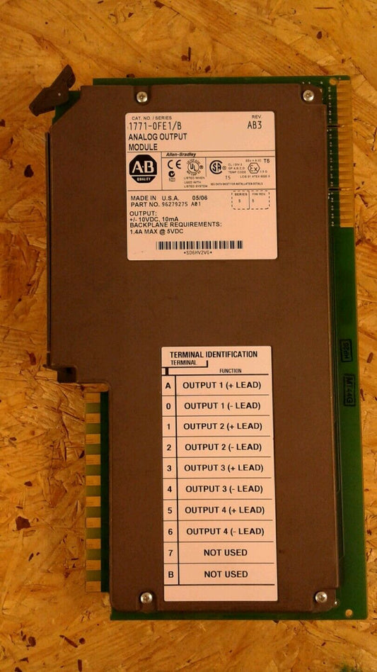 ALLEN-BRADLEY 1771-0FE1 SERIES B & SERIES A  ANALOG OUTPUT MODULE            AUC