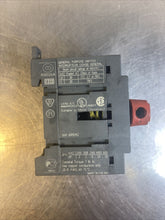 Load image into Gallery viewer, ABB OT16E3 DISCONNECT SWITCH CIRCUIT BREAKER          4D
