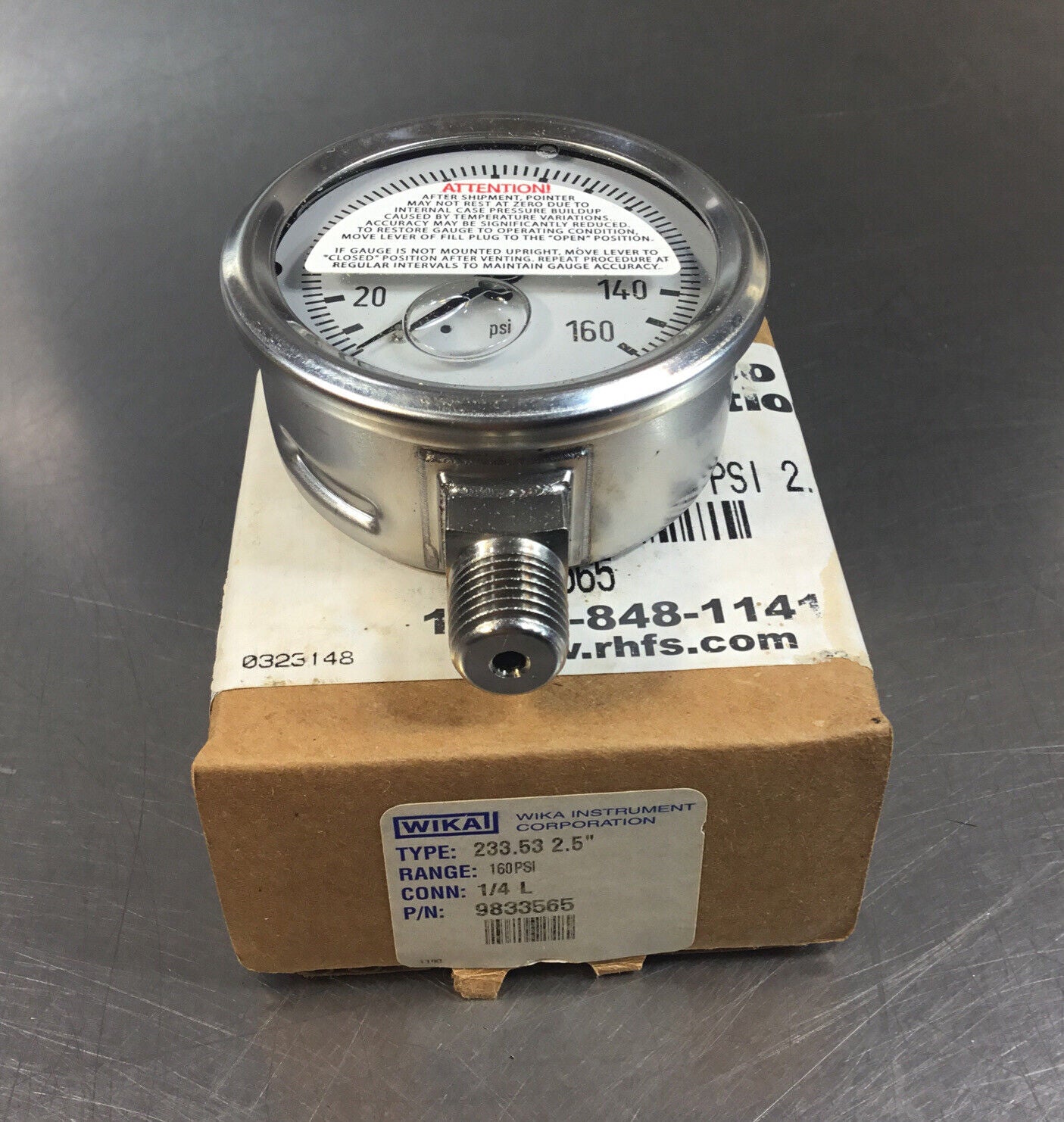 WIKA  233.53.2.5  Pressure Gauge 160PSI  5335.160  Liquid Filled   6D-9