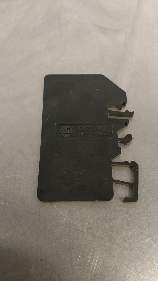 Allen Bradley 1492-N37 Spacer Module 6A