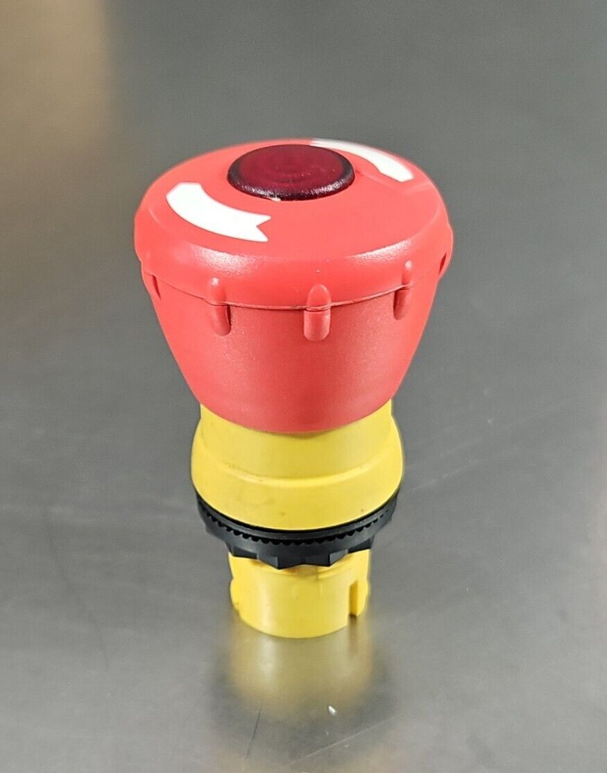 Allen-Bradley 800FP-LIMP45 ILLUMINATED 4mm Push/Pull Yellow.            Loc 4A-1