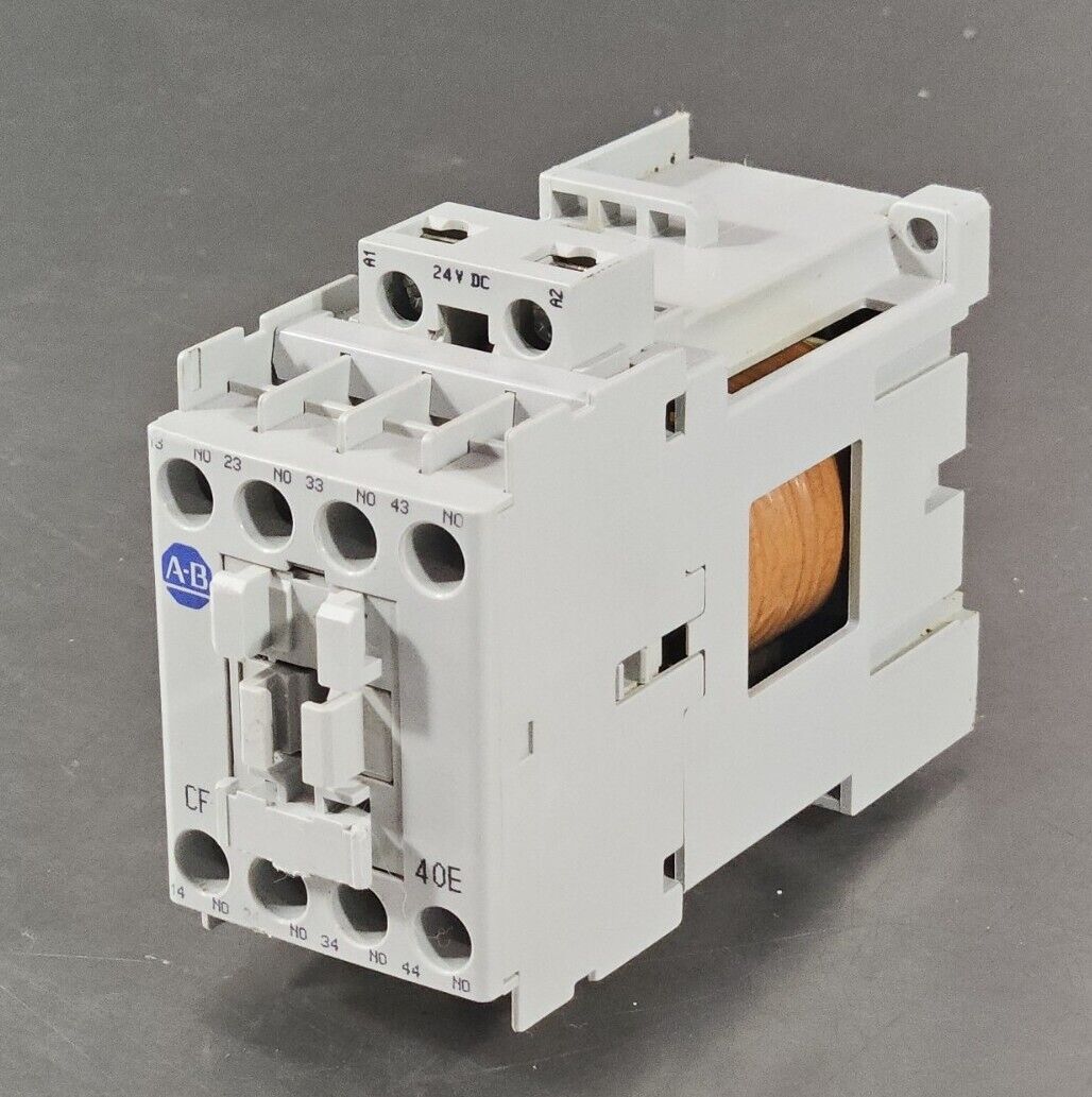 Allen-Bradley 700-CF400Z* Ser A Industrial Control System.               4D-17.