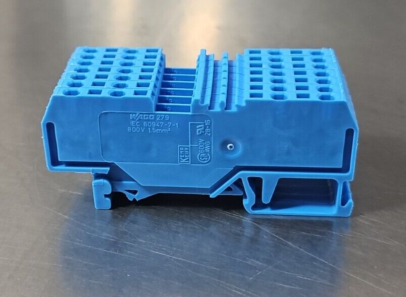 WAGO 279-834 Conductor Through Terminal Block - Lot of 99.               Loc3E-1