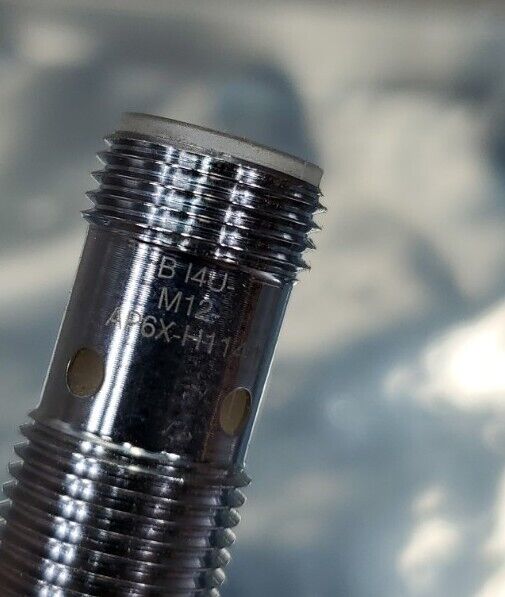 Turck BI4U-M12-AP6X-H1141 Proximity Switch Sensor.                          5-E2