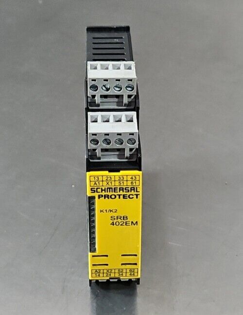 SCHMERSAL SRB402EM-24V RELAY.      3A-16
