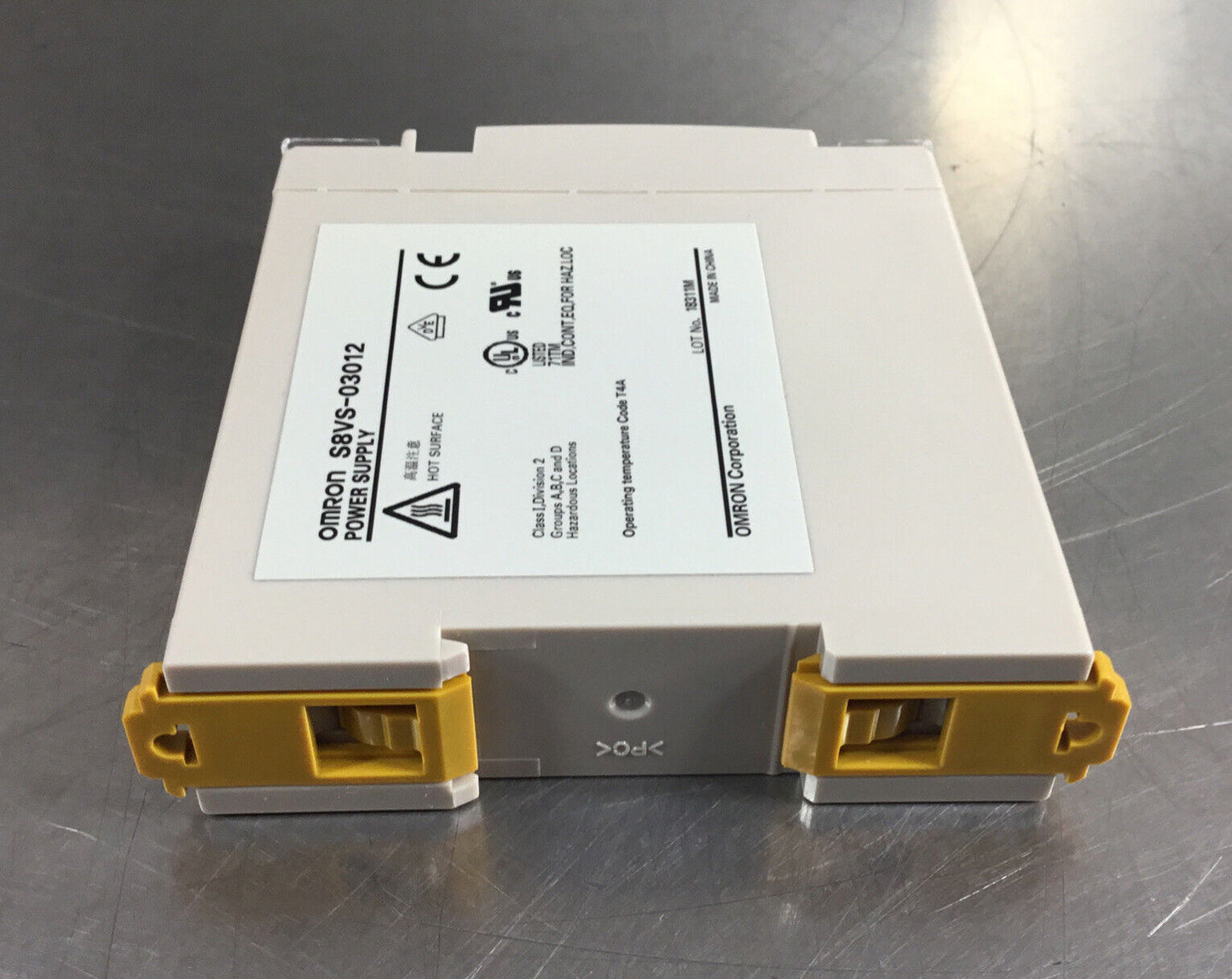 Omron S8VS-03012 DIN Rail Switching Power Supply  12VDC 2.5A output     4E-18